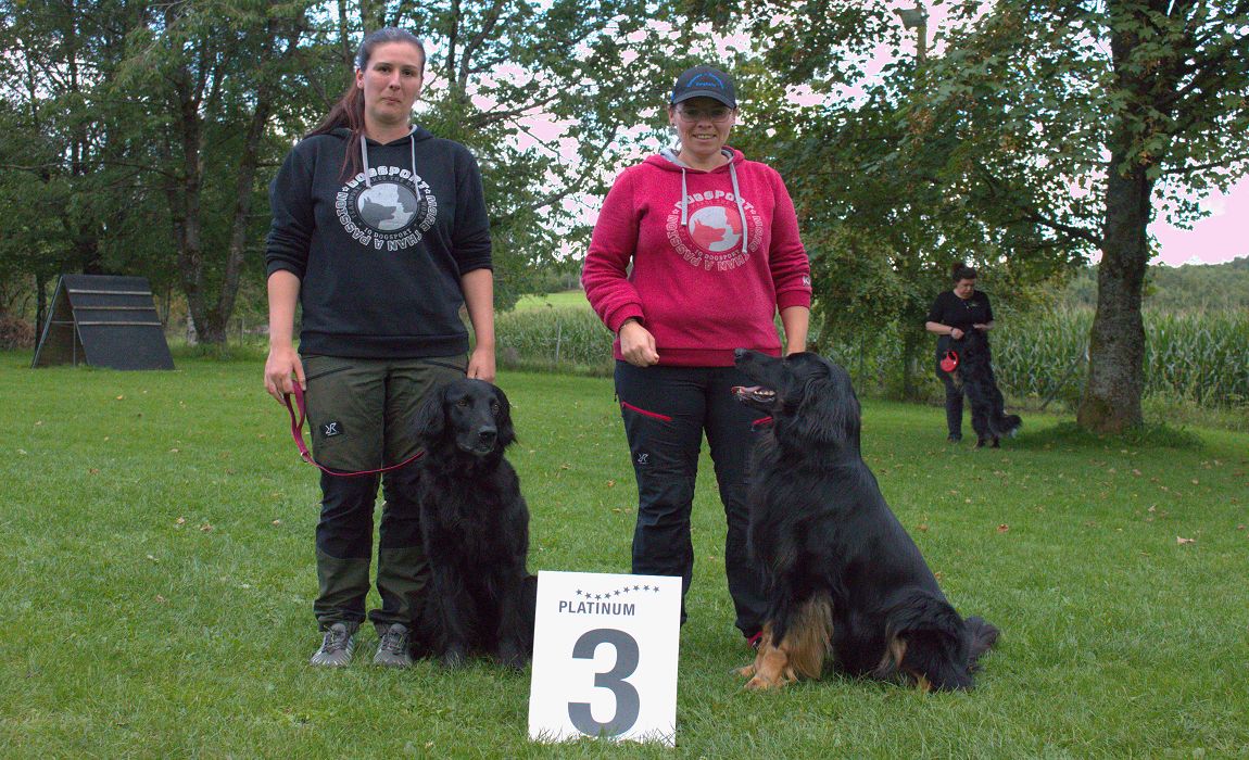 BH Platz 3 Katja Berger mit Fiby von der Hüttenmühle und Saskia Rauner mit Shadow vom Medicus