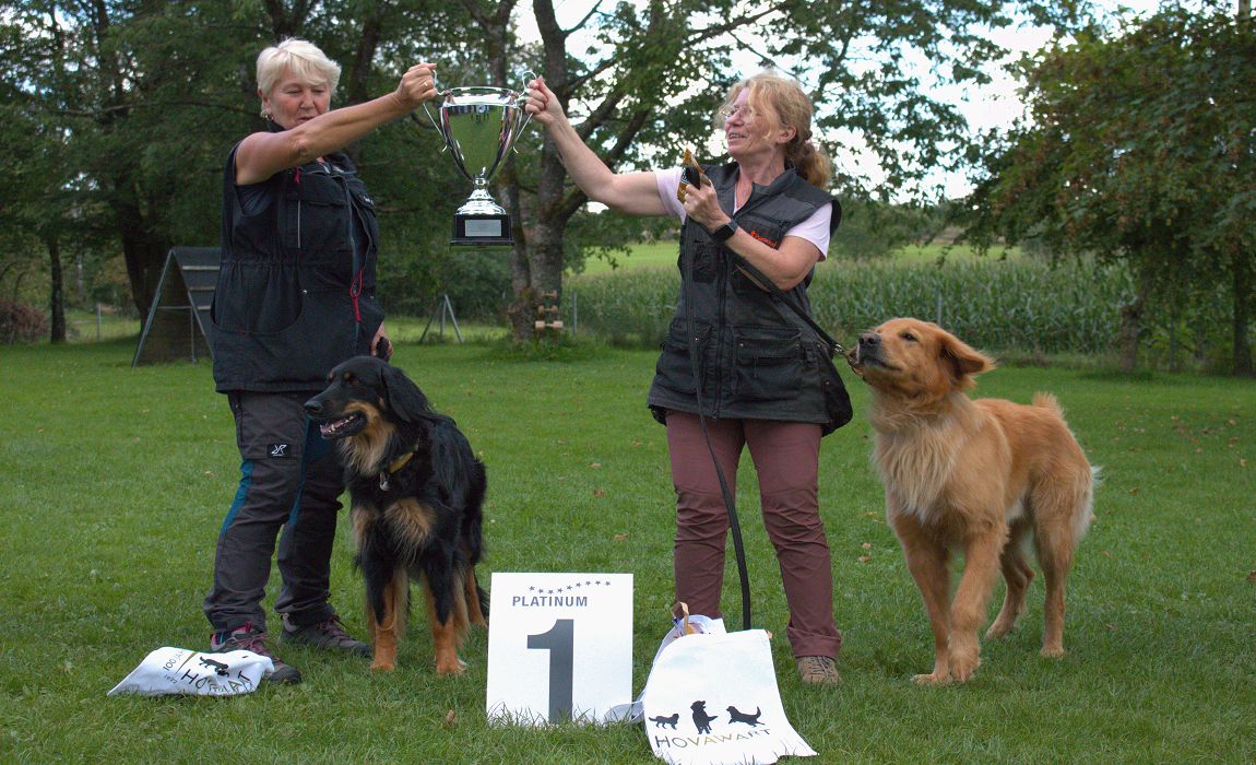 Bestes BH-Team Marlene Grass mit Cara Mia von der Düssel und Britta Klesper mit Cetan von den Dünenflitzern